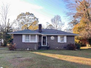 119 Weathers Circle, Fountain Inn, SC 29644