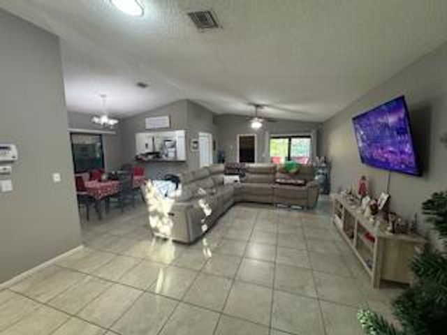 6194 Pine Tree Lane D, Tamarac, FL 33319