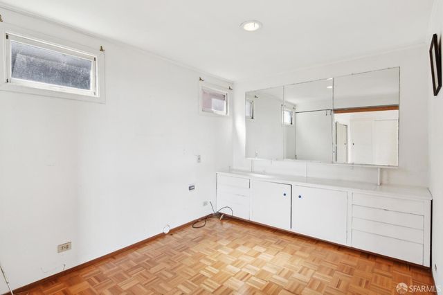 199 Edgewood Avenue, San Francisco, CA 94117