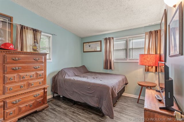 7859 E Newton Street, Tulsa, OK 74115