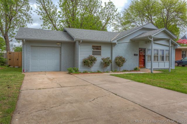 7859 E Newton Street, Tulsa, OK 74115