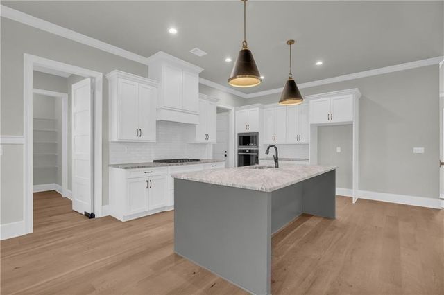 7114 Nightfall Lane, Gainesville, GA 30506