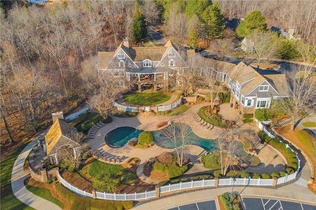 7114 Nightfall Lane, Gainesville, GA 30506