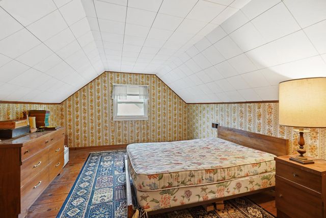 2926 IRVINGTON RD, Falls Church, VA 22042