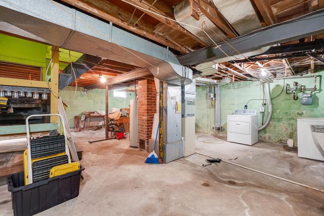 2926 IRVINGTON RD, Falls Church, VA 22042