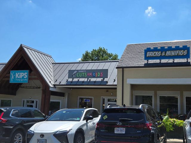 2926 IRVINGTON RD, Falls Church, VA 22042