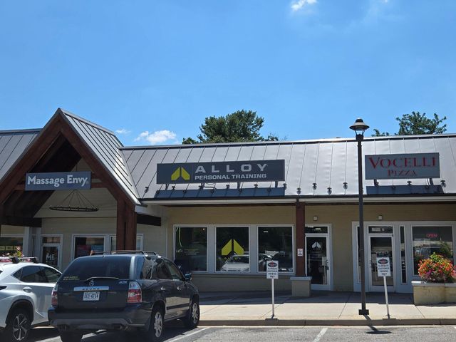2926 IRVINGTON RD, Falls Church, VA 22042