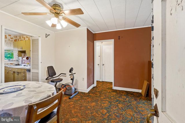 2926 IRVINGTON RD, Falls Church, VA 22042