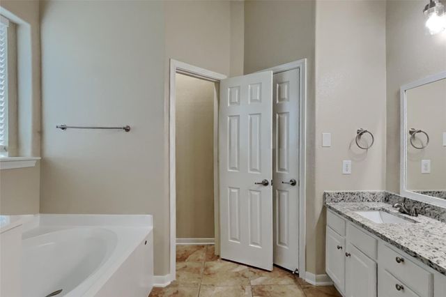 12419 Adams Ridge Lane, Humble, TX 77346
