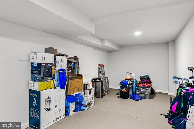 963 N 6TH ST, Philadelphia, PA 19123