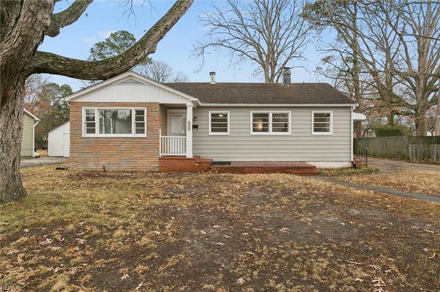 906 Nicklaus DR, Newport News, VA 23602