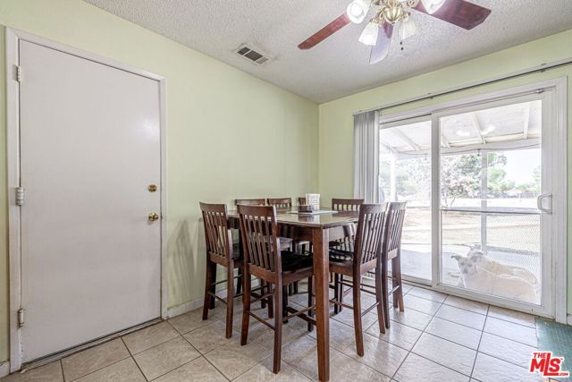 38625 159th Street, Lake Los Angeles, CA 93591