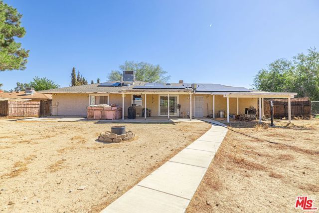 38625 159th Street, Lake Los Angeles, CA 93591