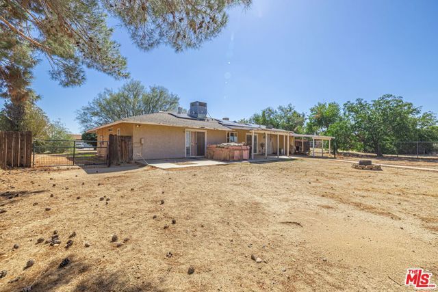 38625 159th Street, Lake Los Angeles, CA 93591