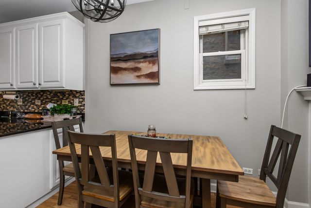 1413 N Bosworth Avenue 1, Chicago, IL 60642