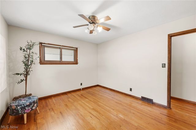 30401 Harrison Street, Willowick, OH 44095