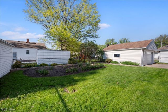 30401 Harrison Street, Willowick, OH 44095