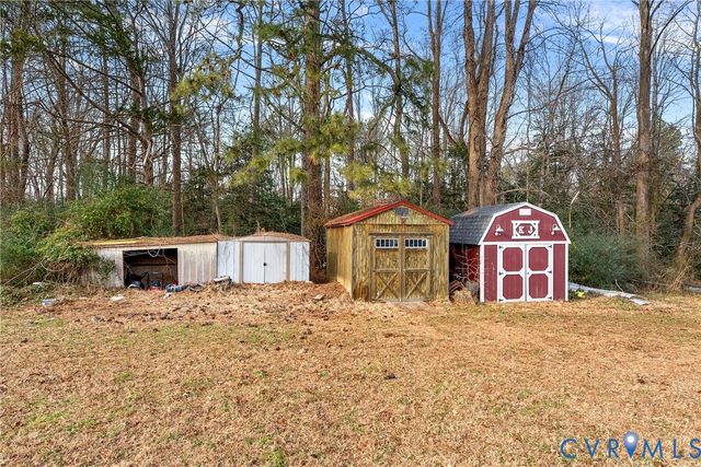 155 Oak Springs Dr, Aylett, VA 23009