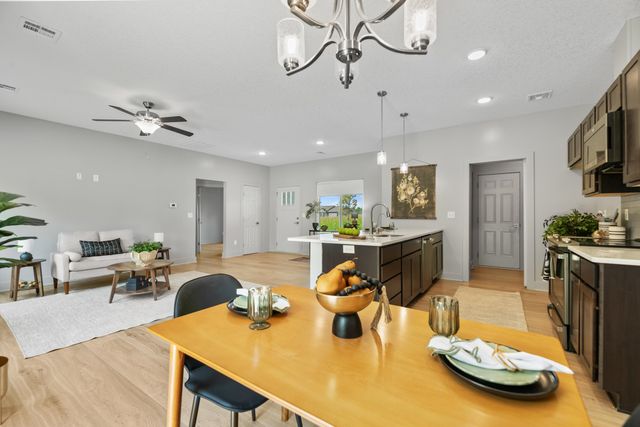 5538 S Victoria Ct, Wichita, KS 67216