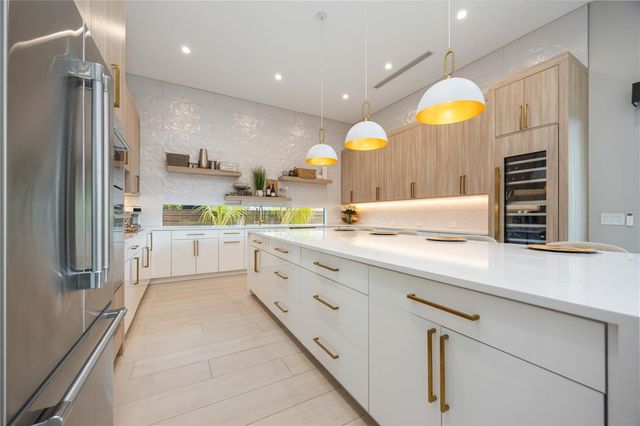 2314 PROSPECT STREET, Sarasota, FL 34239