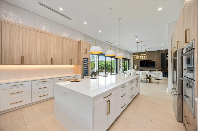 2314 PROSPECT STREET, Sarasota, FL 34239