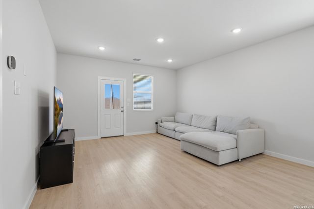 12443 HURDELBRINK RNCH, San Antonio, TX 78245