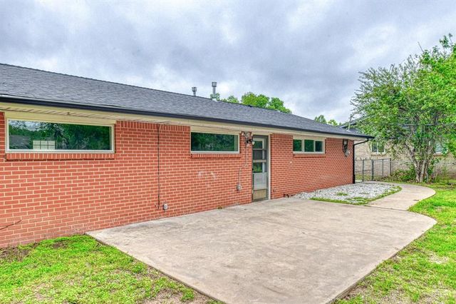 1415 Aladdin Street, Norman, OK 73072
