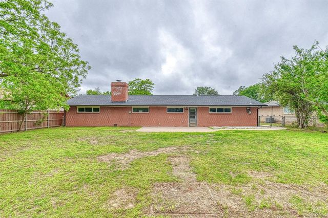 1415 Aladdin Street, Norman, OK 73072