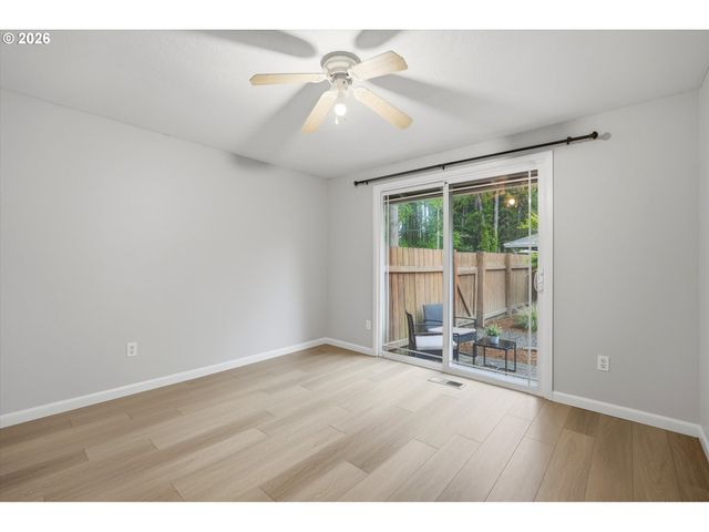 12955 Sw 22ND St, Beaverton, OR 97008