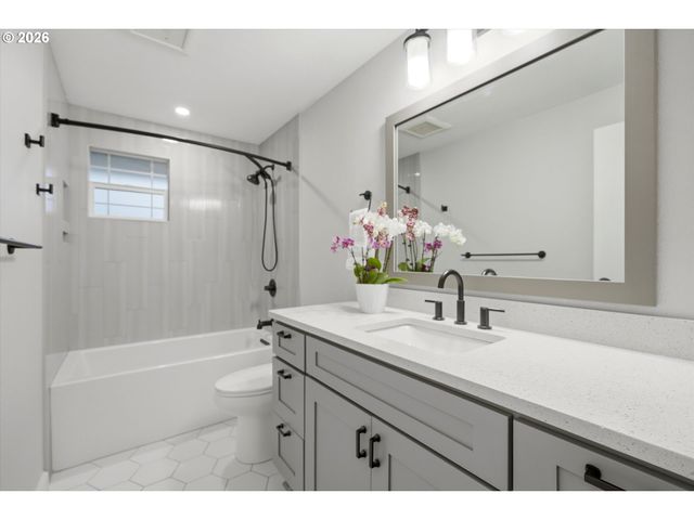 12955 Sw 22ND St, Beaverton, OR 97008
