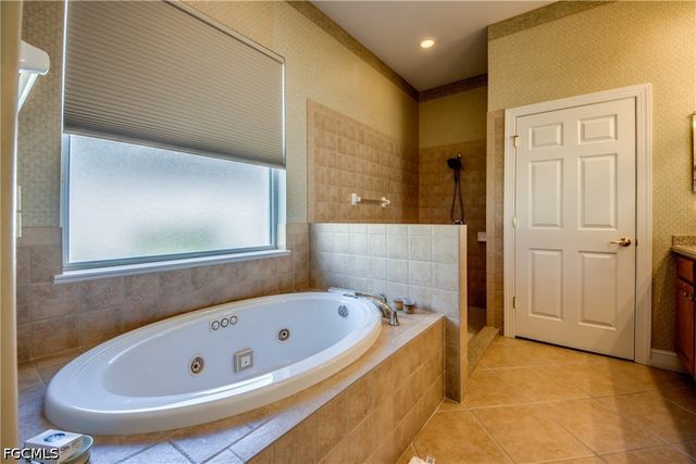 10530 Bellagio DR, Fort Myers, FL 33913