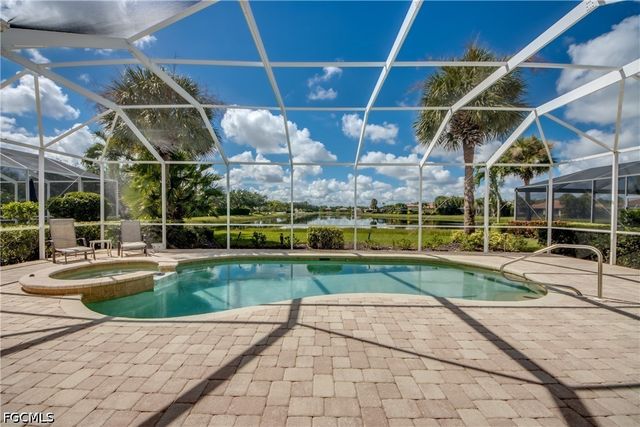 10530 Bellagio DR, Fort Myers, FL 33913