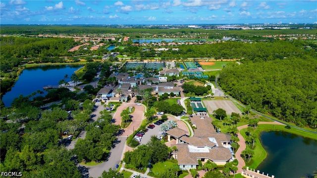 10530 Bellagio DR, Fort Myers, FL 33913