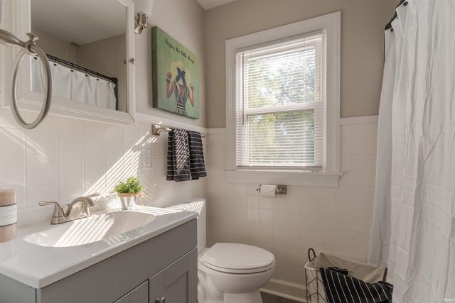 1713 E Illinois Street, Evansville, IN 47711