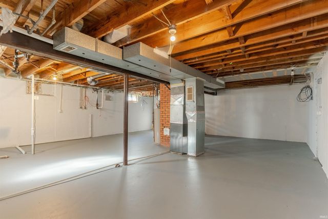 1713 E Illinois Street, Evansville, IN 47711