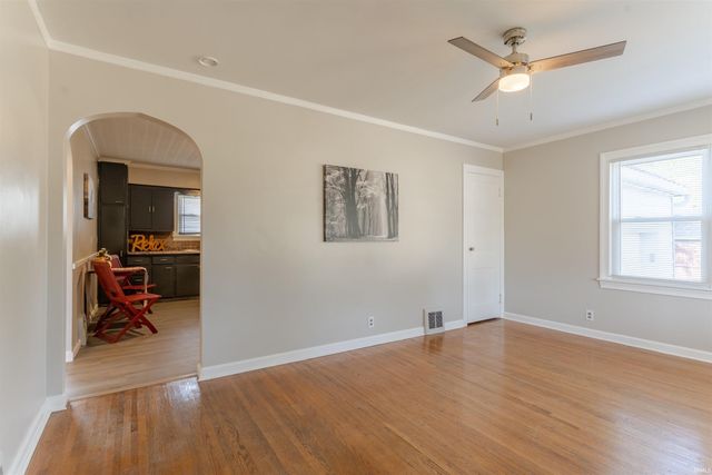 1713 E Illinois Street, Evansville, IN 47711