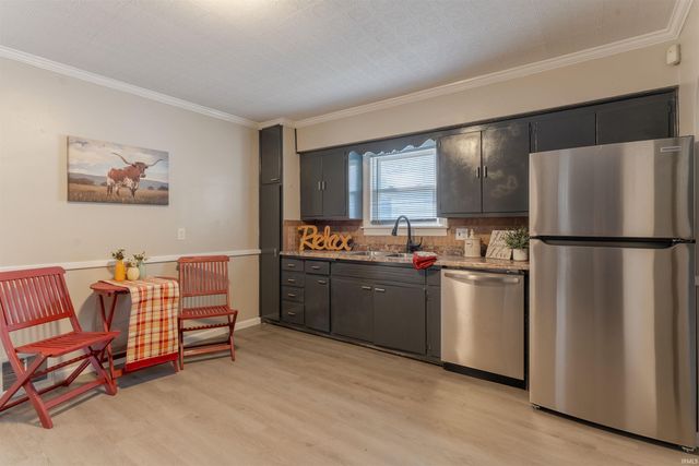 1713 E Illinois Street, Evansville, IN 47711