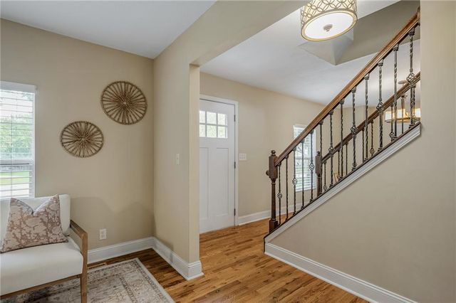 1807 S Kiowa Court, Olathe, KS 66062