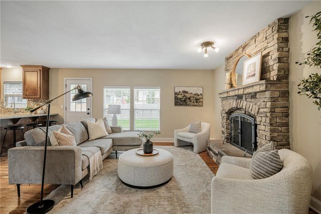 1807 S Kiowa Court, Olathe, KS 66062