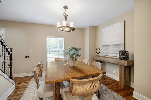 1807 S Kiowa Court, Olathe, KS 66062