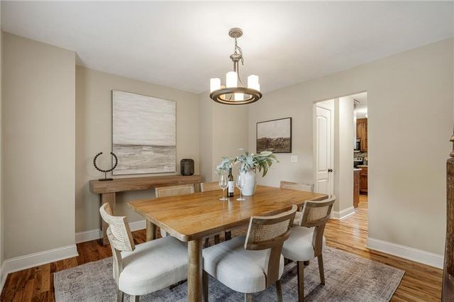1807 S Kiowa Court, Olathe, KS 66062