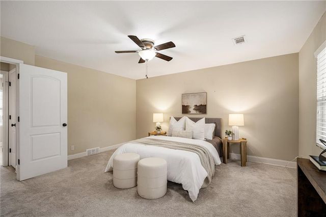1807 S Kiowa Court, Olathe, KS 66062