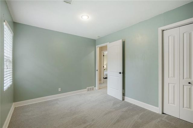 1807 S Kiowa Court, Olathe, KS 66062
