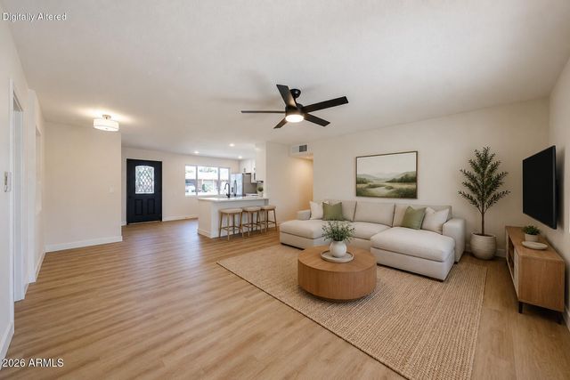 3337 W OCOTILLO Road, Phoenix, AZ 85017