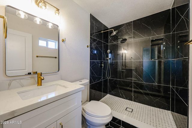 3337 W OCOTILLO Road, Phoenix, AZ 85017
