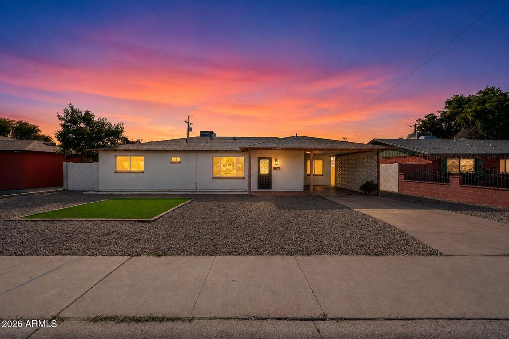 3337 W OCOTILLO Road, Phoenix, AZ 85017 — photo 2