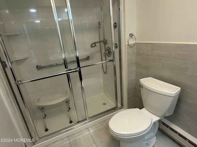 120 Amberly Drive B, Manalapan, NJ 07726