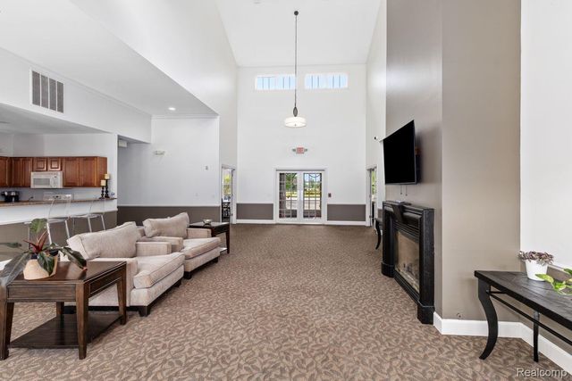 11650 Weingartz West, Utica, MI 48315