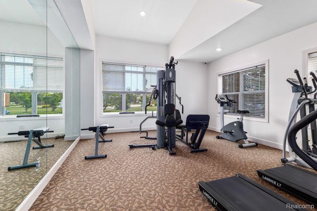 11650 Weingartz West, Utica, MI 48315