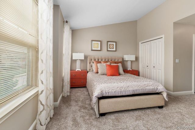 11650 Weingartz West, Utica, MI 48315